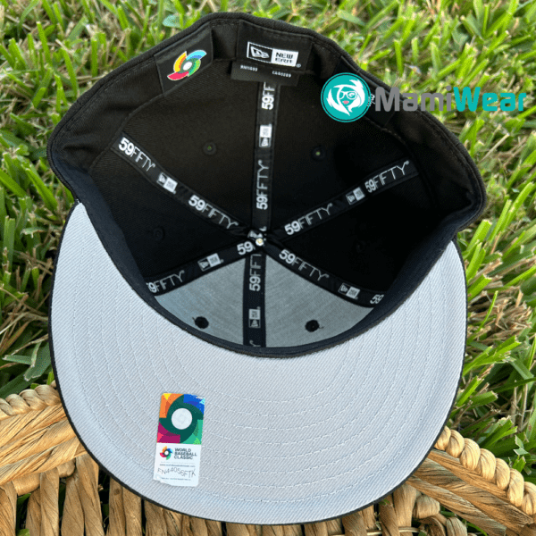 New Era 59FIFTY Dominican Republic Fitted Hat Black (White logo) - Image 5